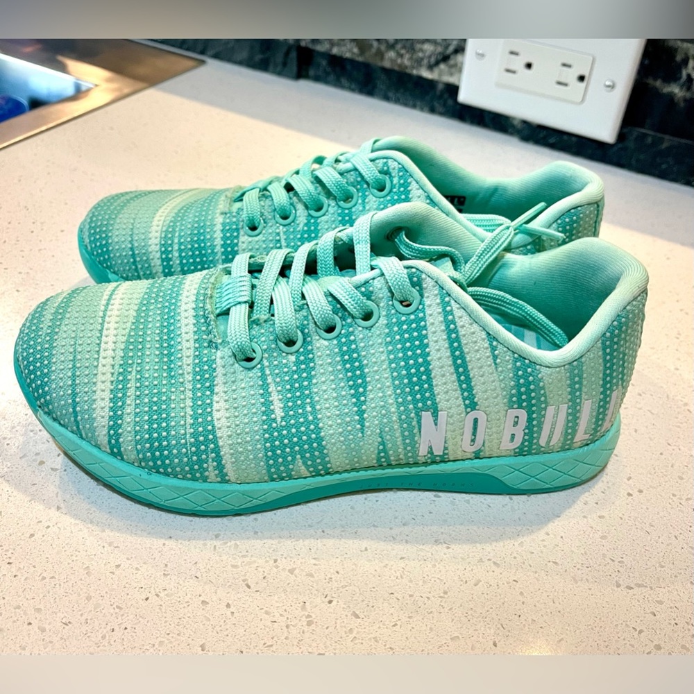 NOBULL WOMENS TRAINERS